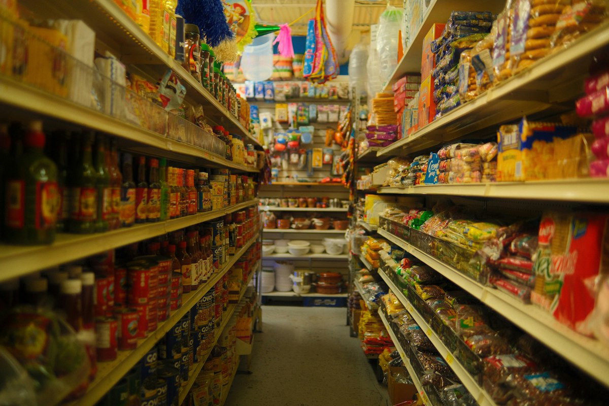 Gondola aisle