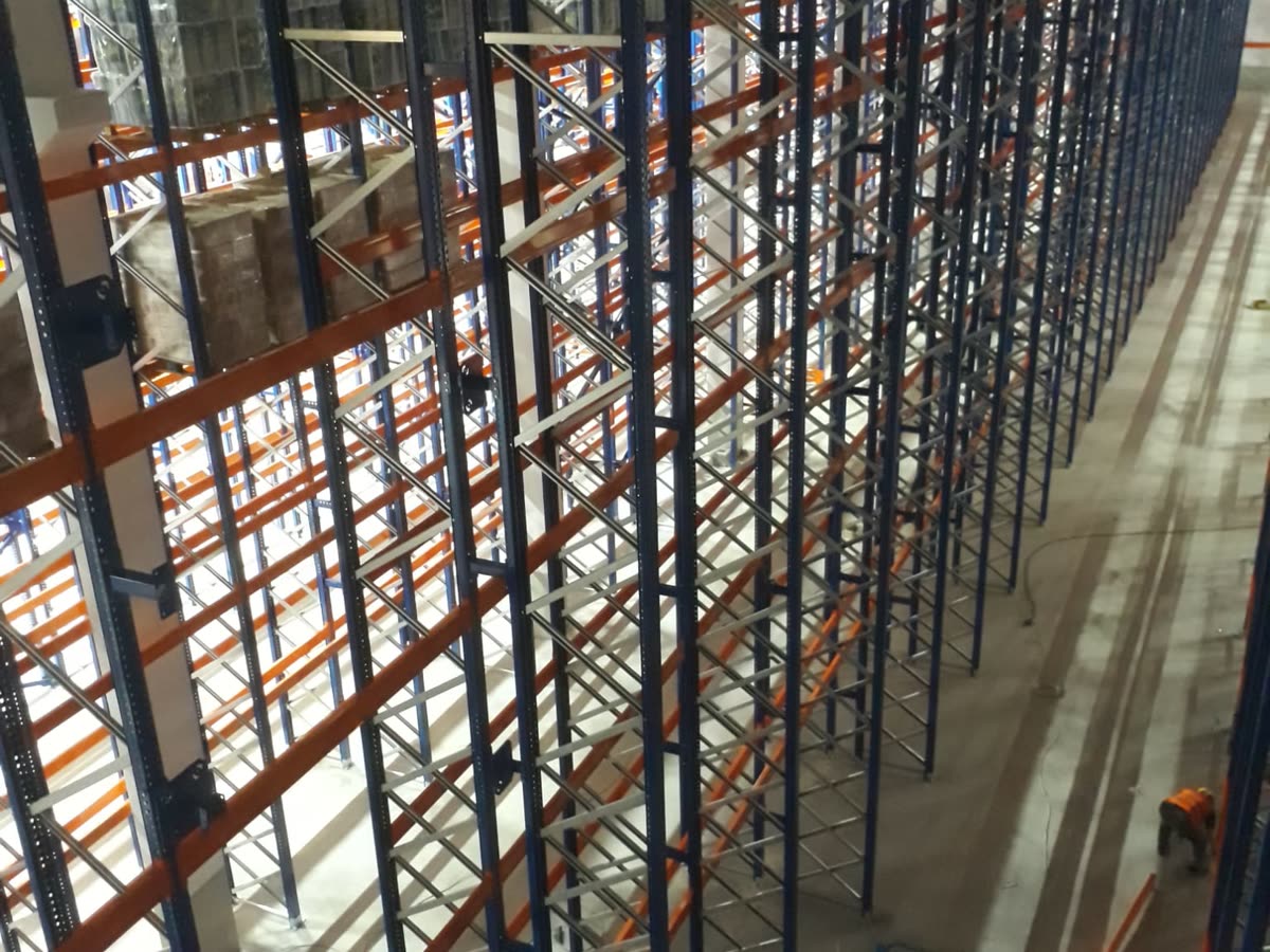 High-bay rack structure