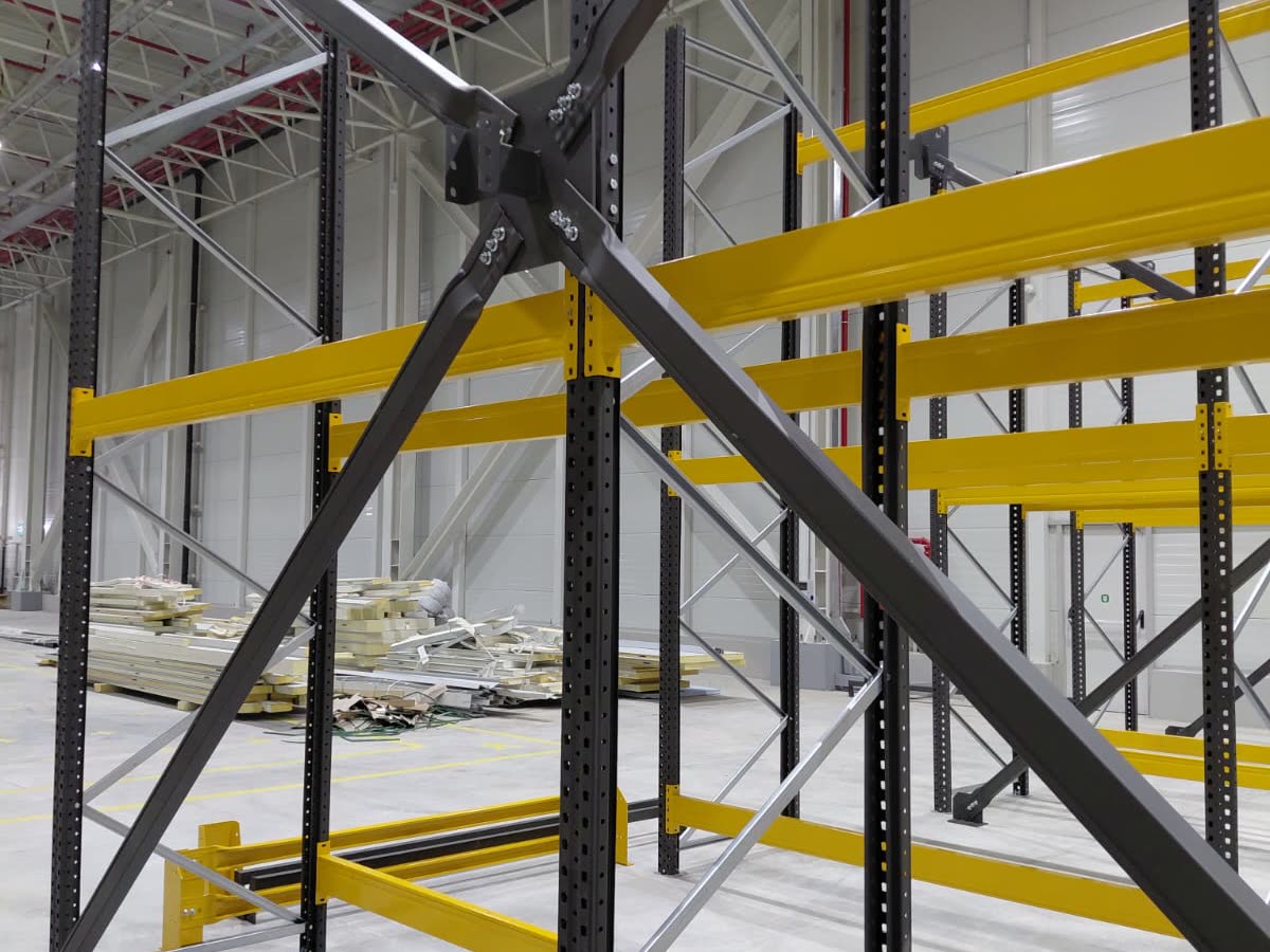 Rear cross bracing