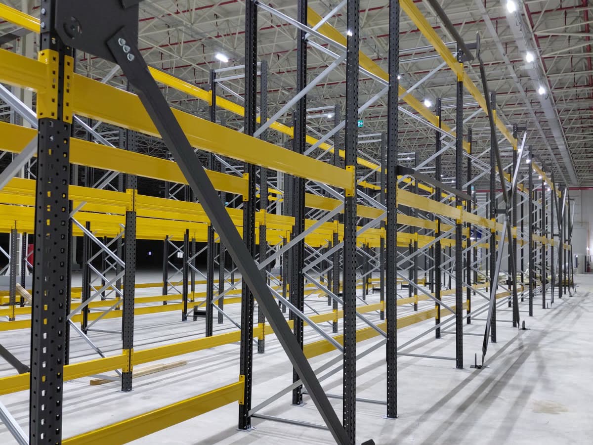 Rack bracing detail